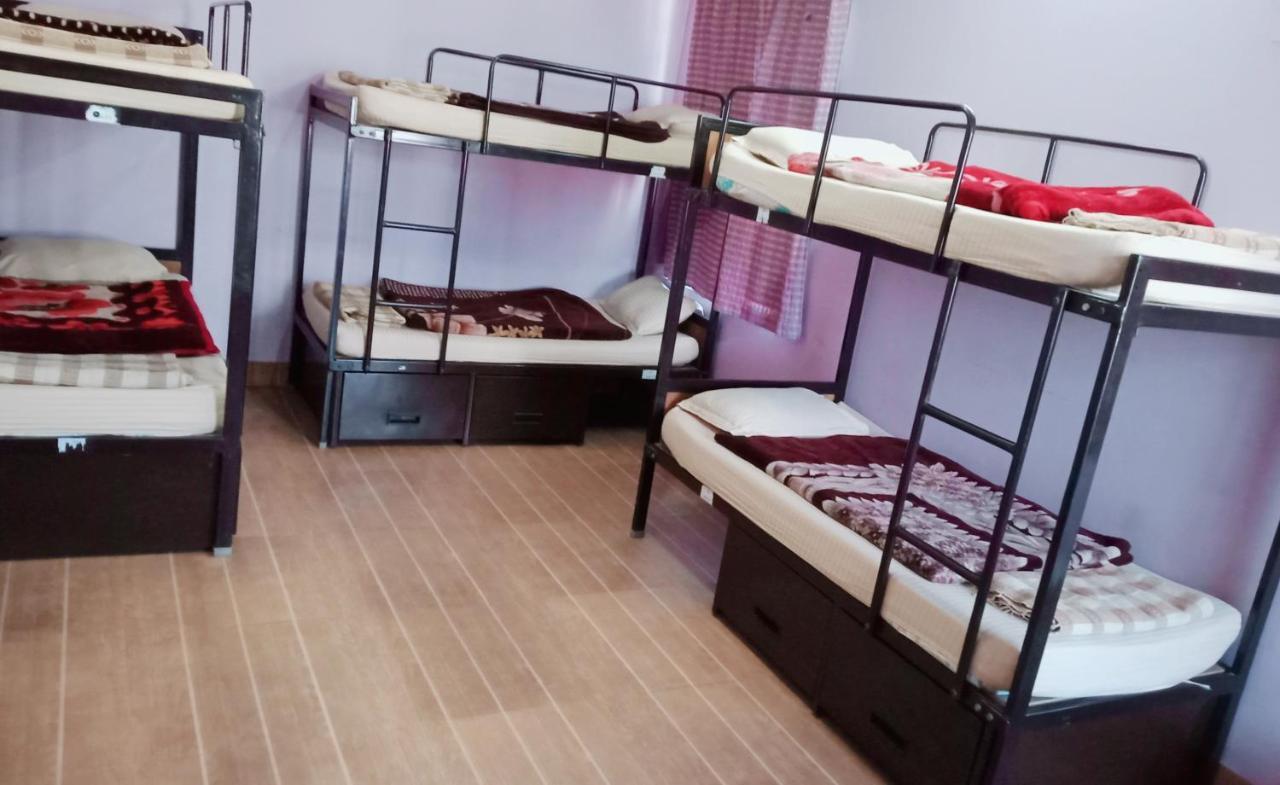 Monkey Bunky-3Monkeys Backpacker'S Hostel Катманду Екстериор снимка